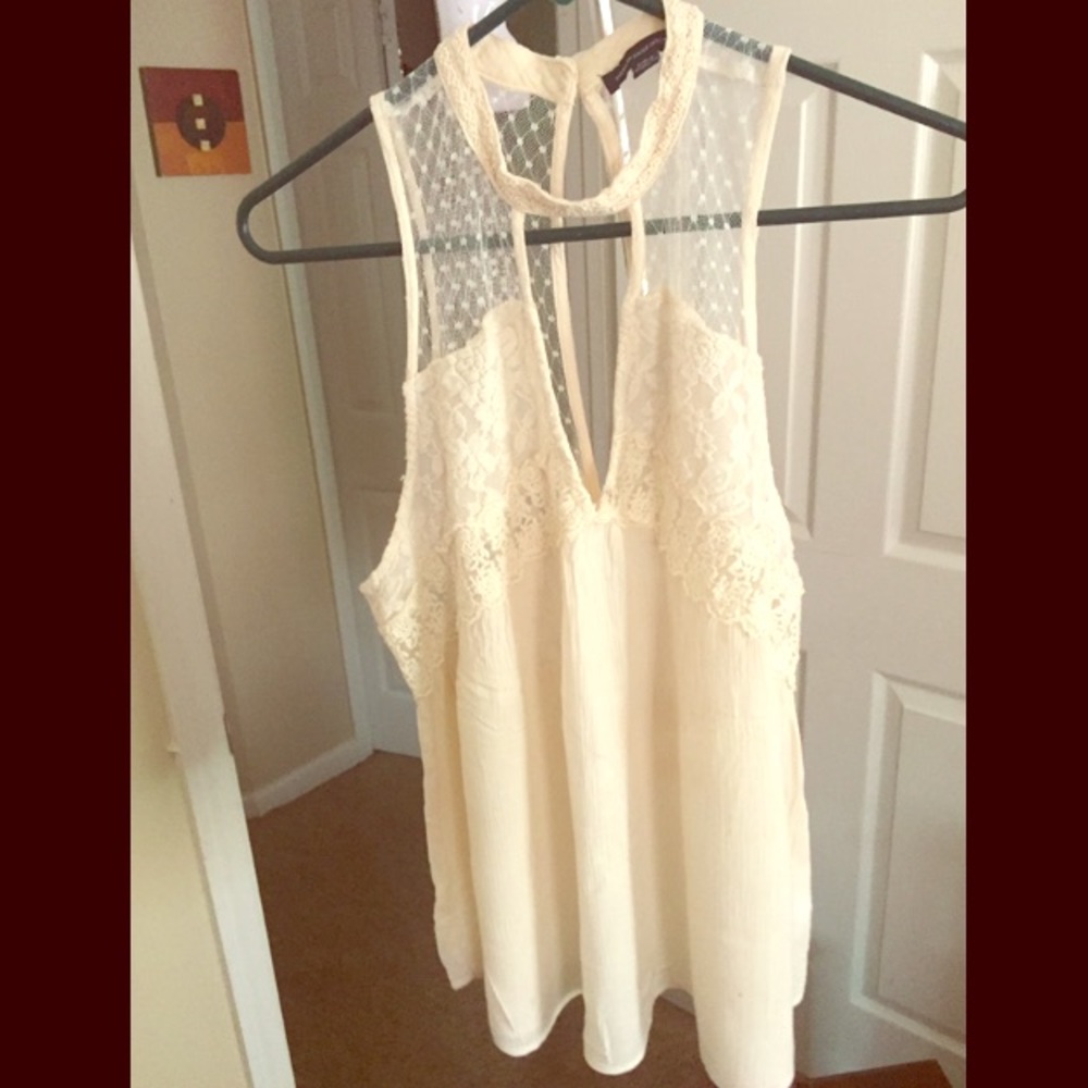 Lace design top